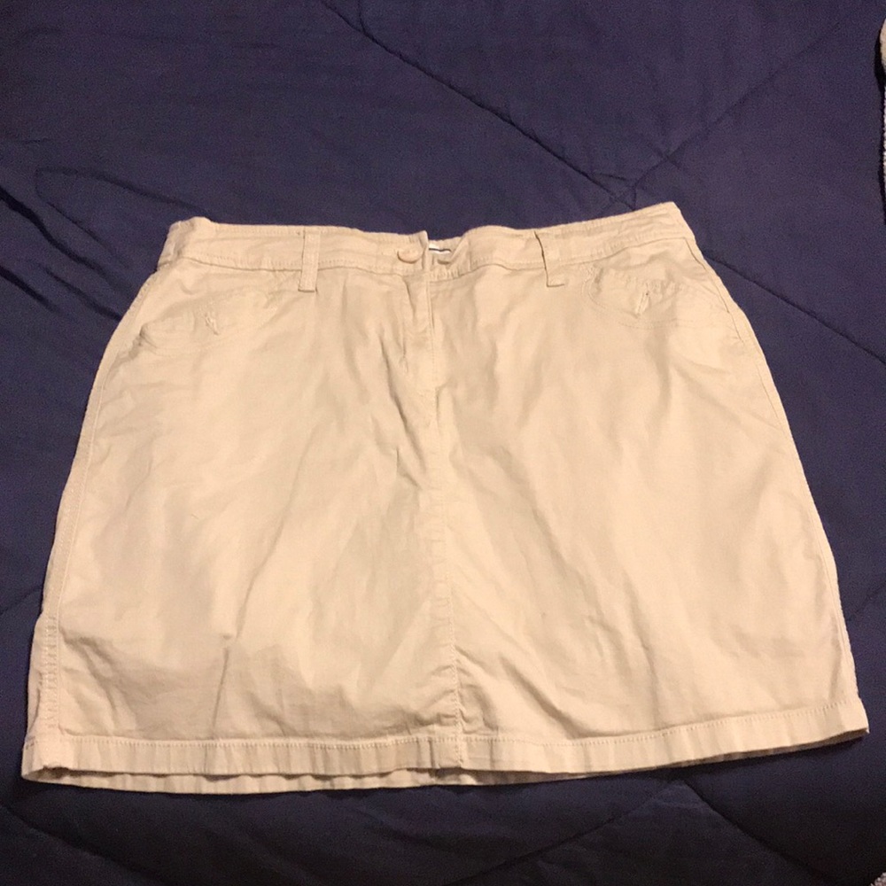 Khaki skort